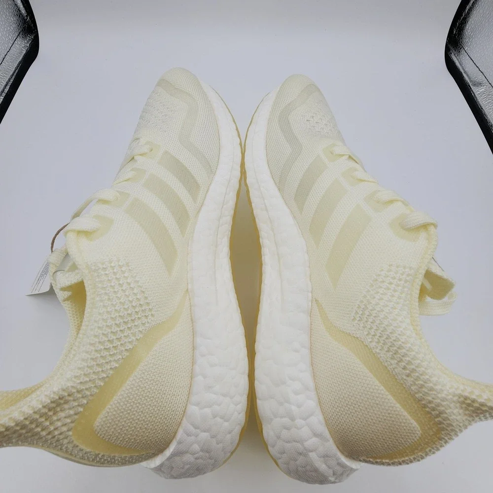 adidas UltraBoost Shoes Mens‎ 8.5 Made To Be Remade Sneakers FV7827 NEW w/ Tag